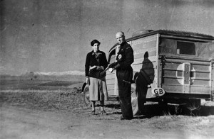 Bethune, right, at a mobile medic unit during the Spanish Civil War.